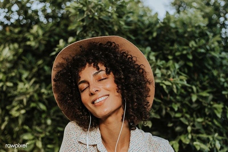 Comment l'hormone du bonheur fonctionne avec le corps