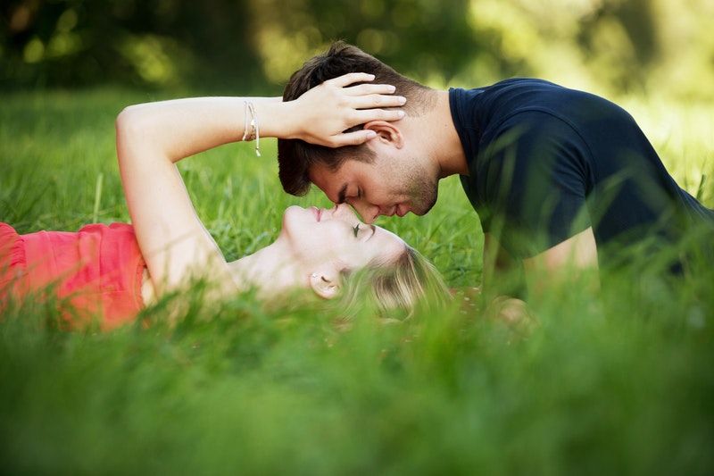 Uno dopo l'altro: quanto durano le relazioni di rimbalzo?