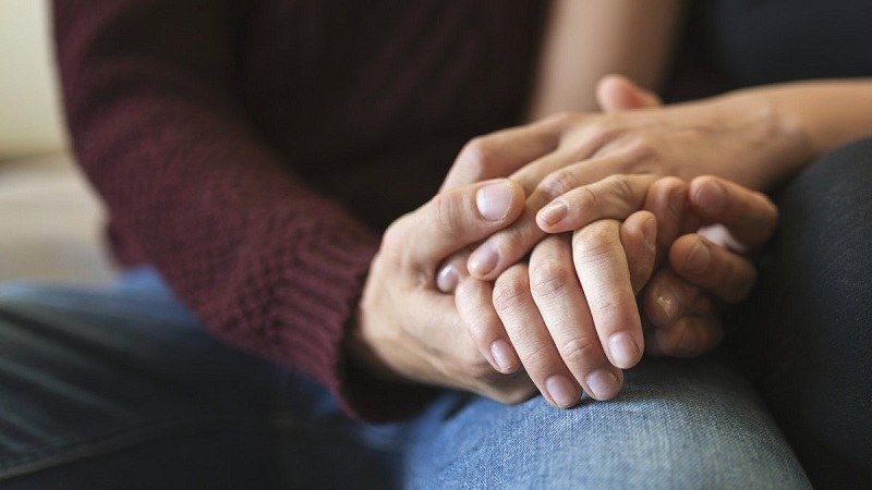 Gottman Therapy: Η μέθοδος που βοηθά τα ζευγάρια να επικοινωνούν καλύτερα